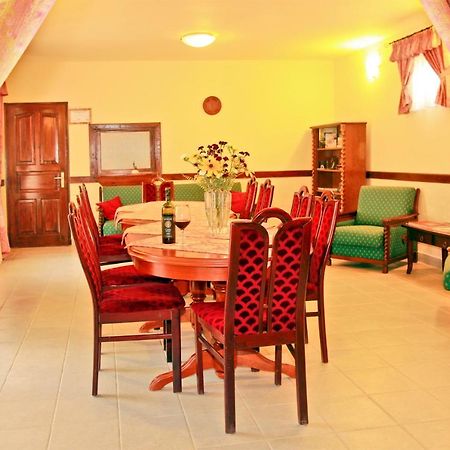 Polgar Panzio Bed & Breakfast Villany Bagian luar foto