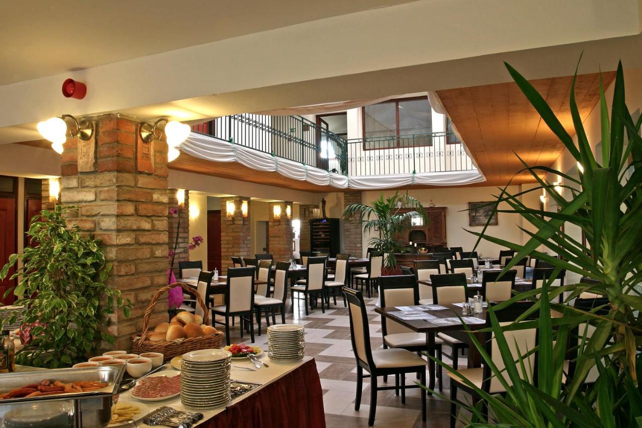 Polgar Panzio Bed & Breakfast Villany Bagian luar foto